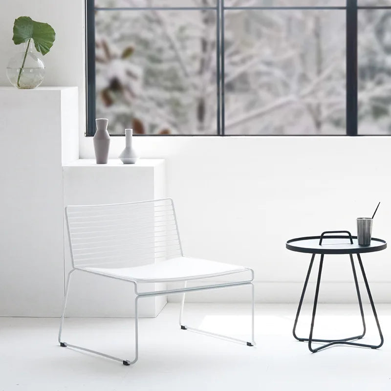 Leisure Chair With Linear Back and Seat