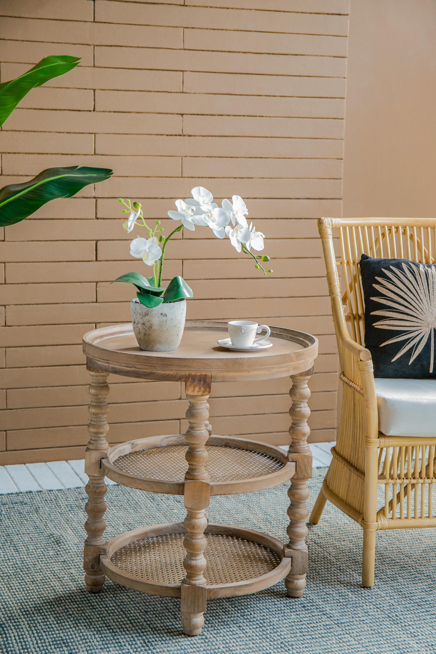 Round 3-tiered Natural End Table