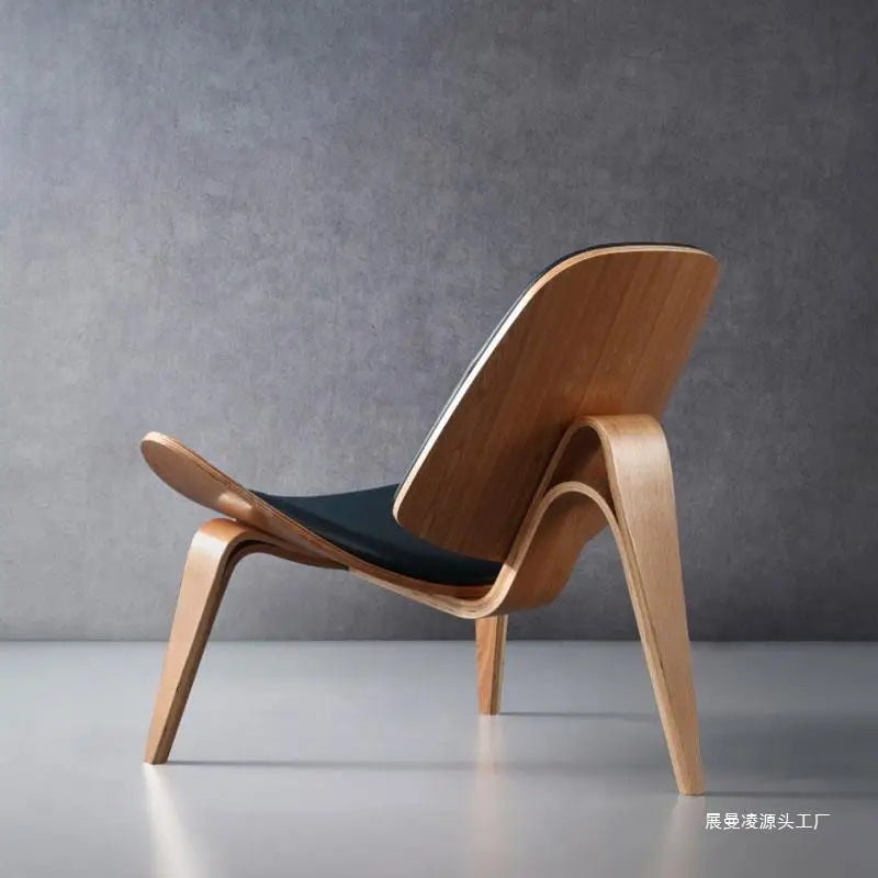 Reproduction Wegner Shell Chair